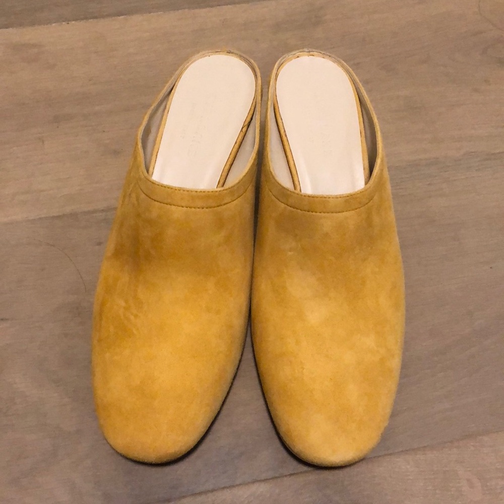 Everlane suede mustard yellow mules. Size 8.5